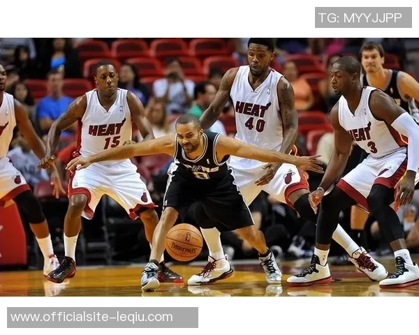 14马刺与热火的对决结果揭晓谁是最后的胜者分析比赛精彩瞬间