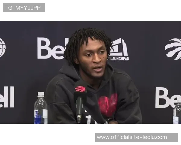 伊曼纽尔奎克利的崛起之路：从新秀到球队核心的蜕变与挑战